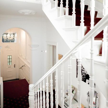 Boutique Hotel Villa Oberkassel デュッセルドルフ エクステリア 写真