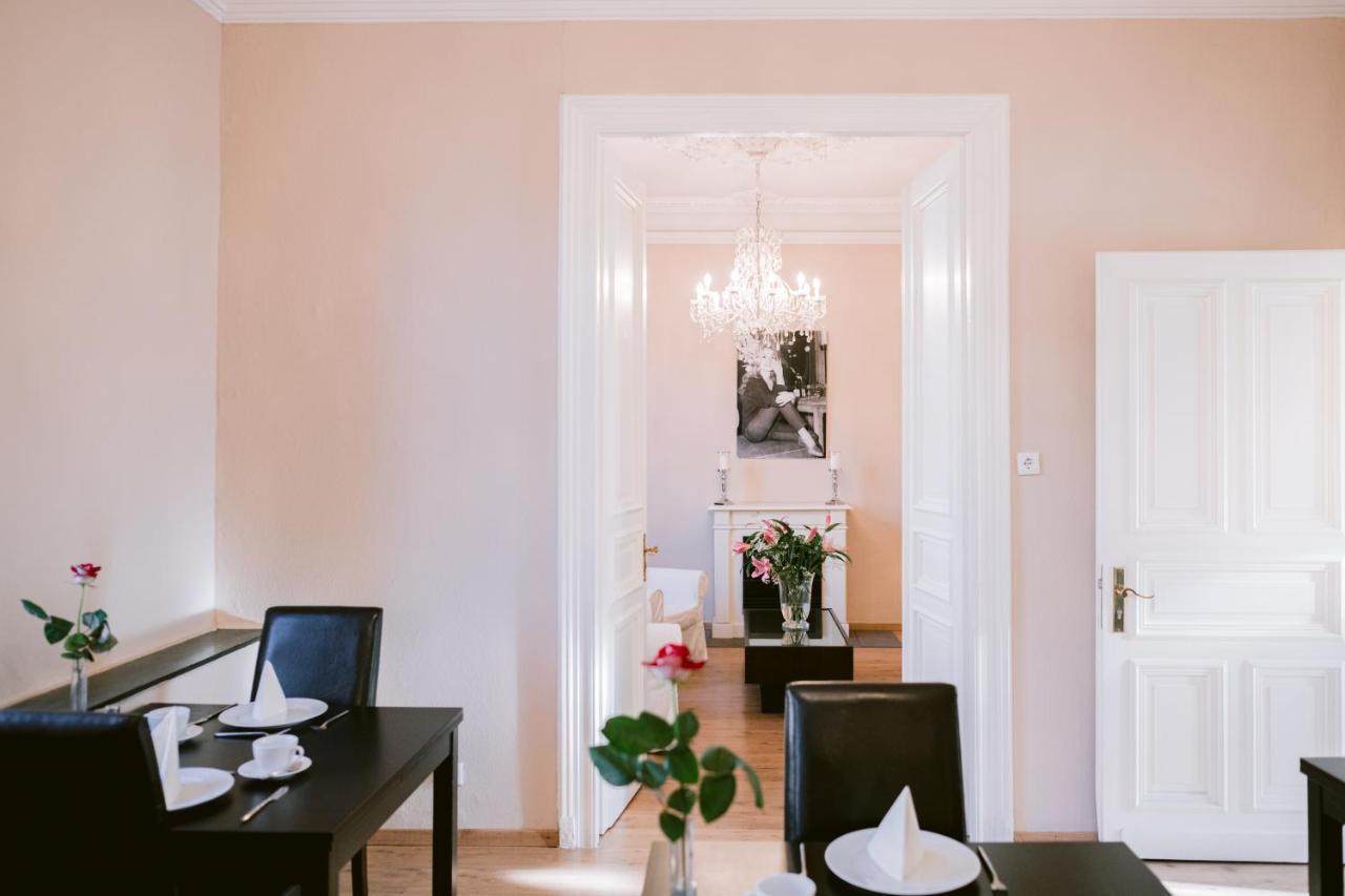 Boutique Hotel Villa Oberkassel デュッセルドルフ エクステリア 写真