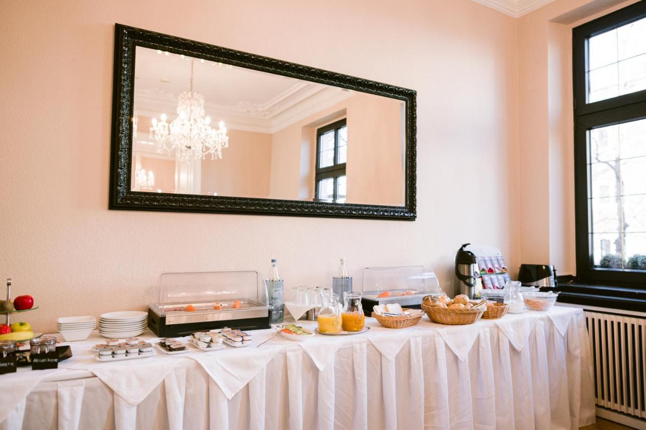 Boutique Hotel Villa Oberkassel デュッセルドルフ エクステリア 写真