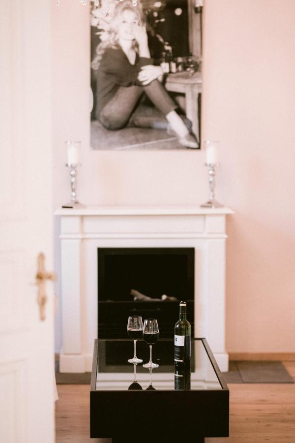 Boutique Hotel Villa Oberkassel デュッセルドルフ エクステリア 写真