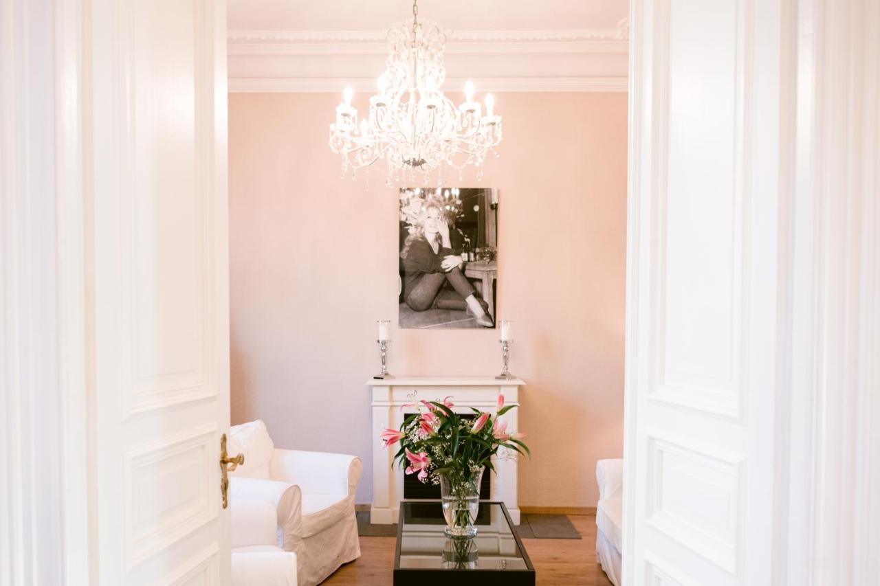 Boutique Hotel Villa Oberkassel デュッセルドルフ エクステリア 写真