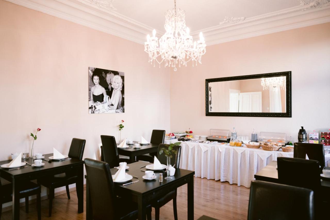 Boutique Hotel Villa Oberkassel デュッセルドルフ エクステリア 写真
