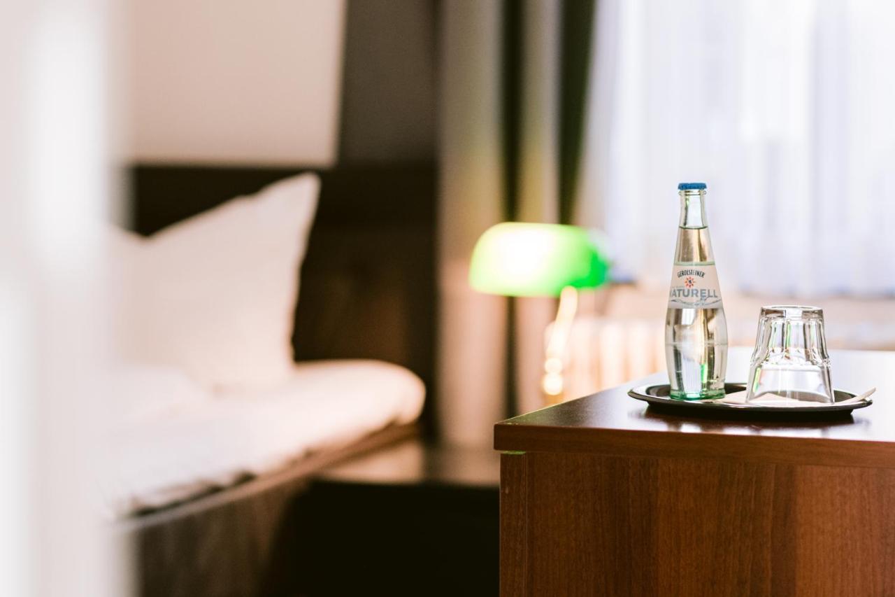 Boutique Hotel Villa Oberkassel デュッセルドルフ エクステリア 写真